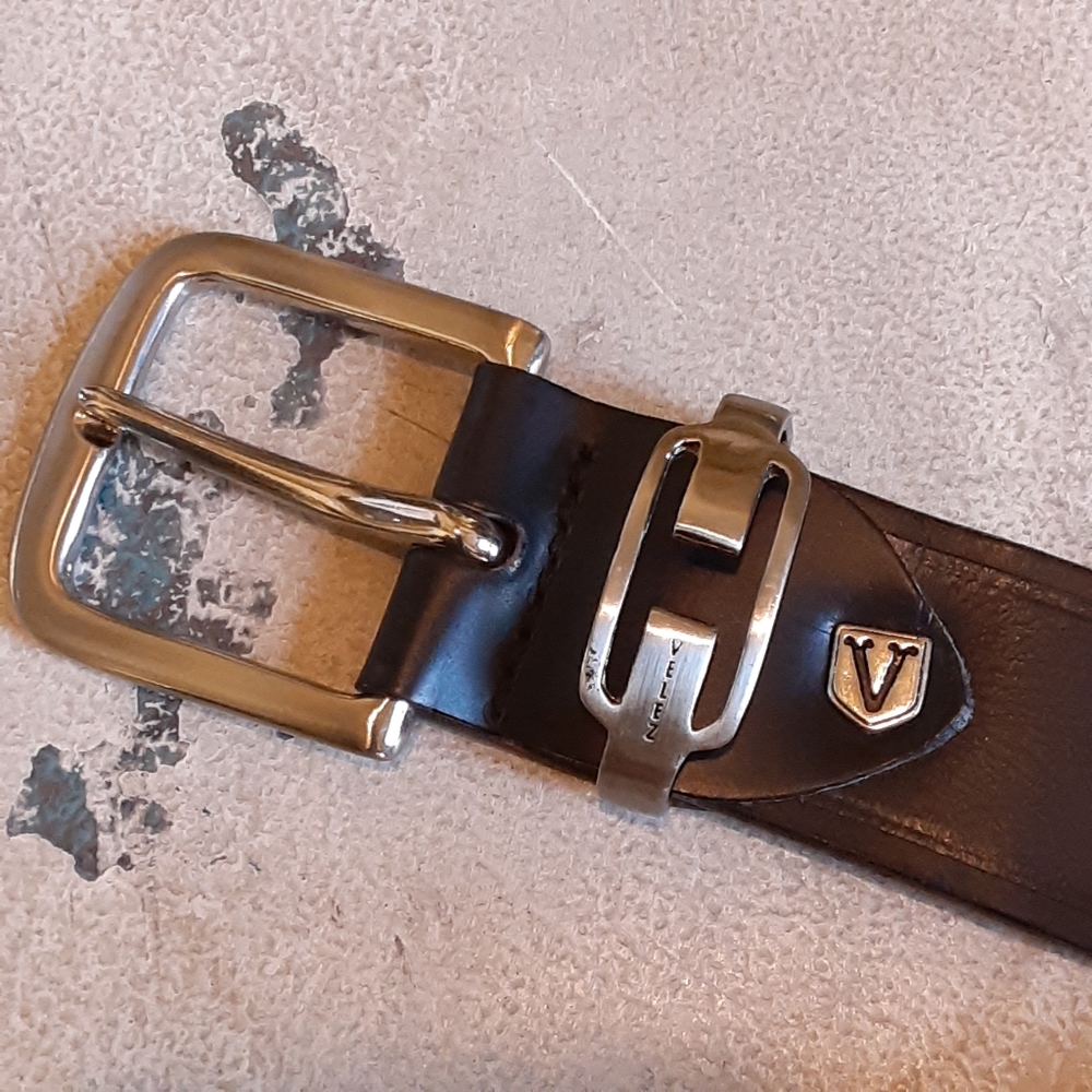 VELEZ Colombin Leather V Monogram, Black & Silver Belt sized 34 Like New